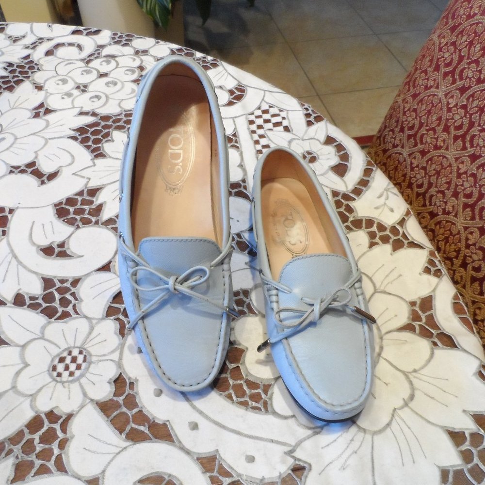 Tod's Light Blue Leather Loafers size 6